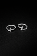 BRINCO CRAVEJADO PREGO PRATA 925